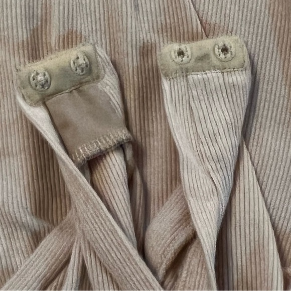 ALIX NYC Ribbed Neutral Beige Bodysuit size Medium - Picture 9 of 14